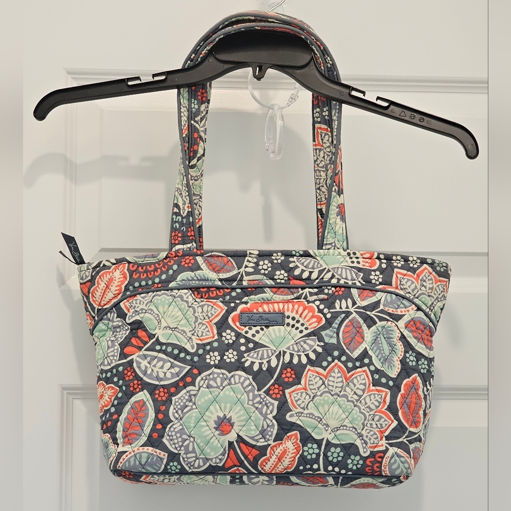 Vera Bradley Tote Bag, EUC, Large - Picture 2 of 11